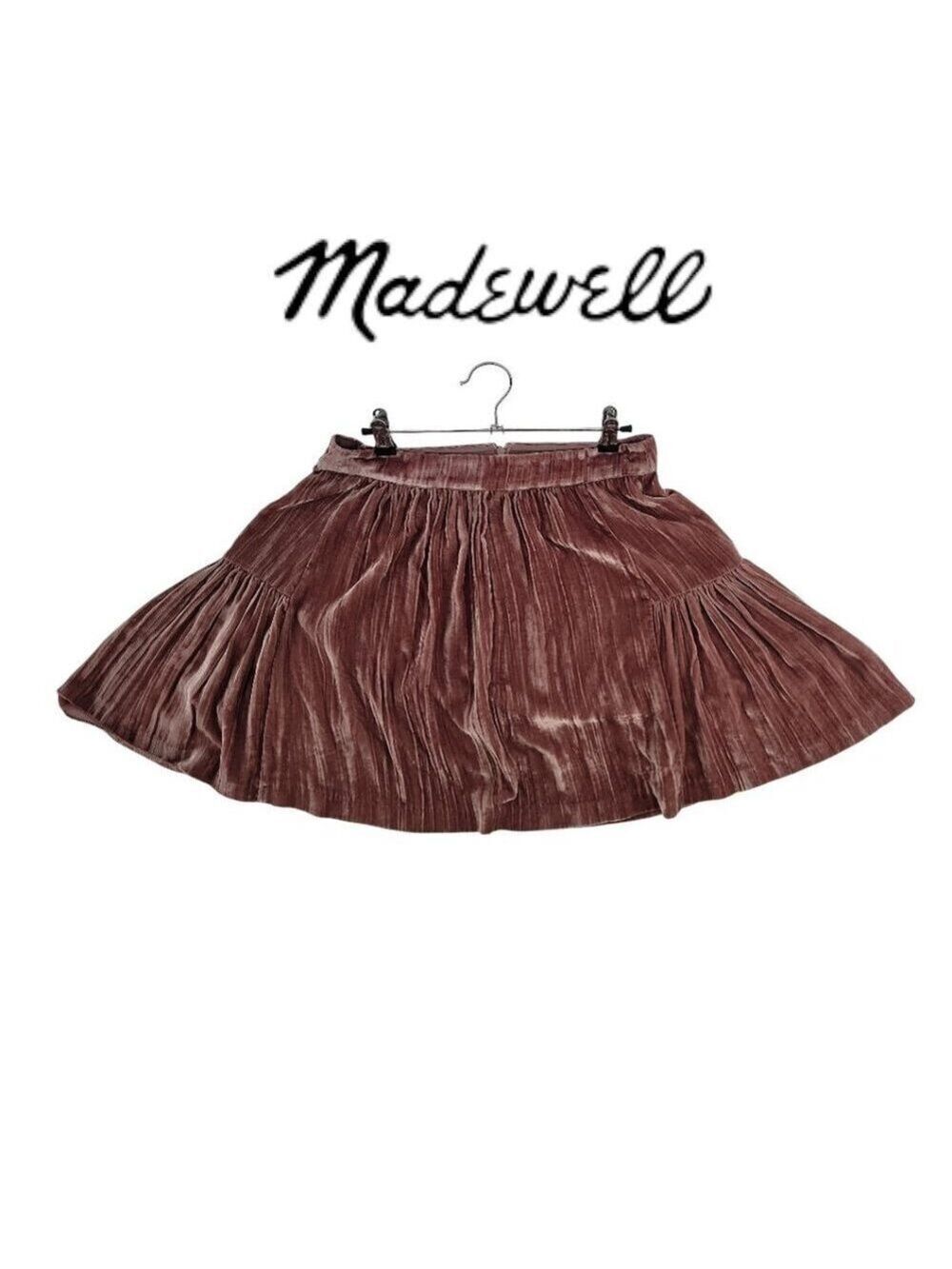 Madewell Pink Velvet Tiered Mini Skirt – Size 8 – Holiday Ready